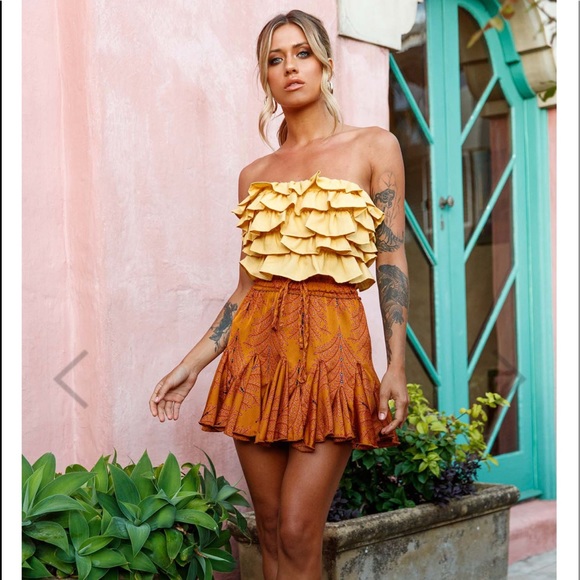 Selfie Leslie Dresses & Skirts - Beautiful High Waisted Copper Pleated Skirt